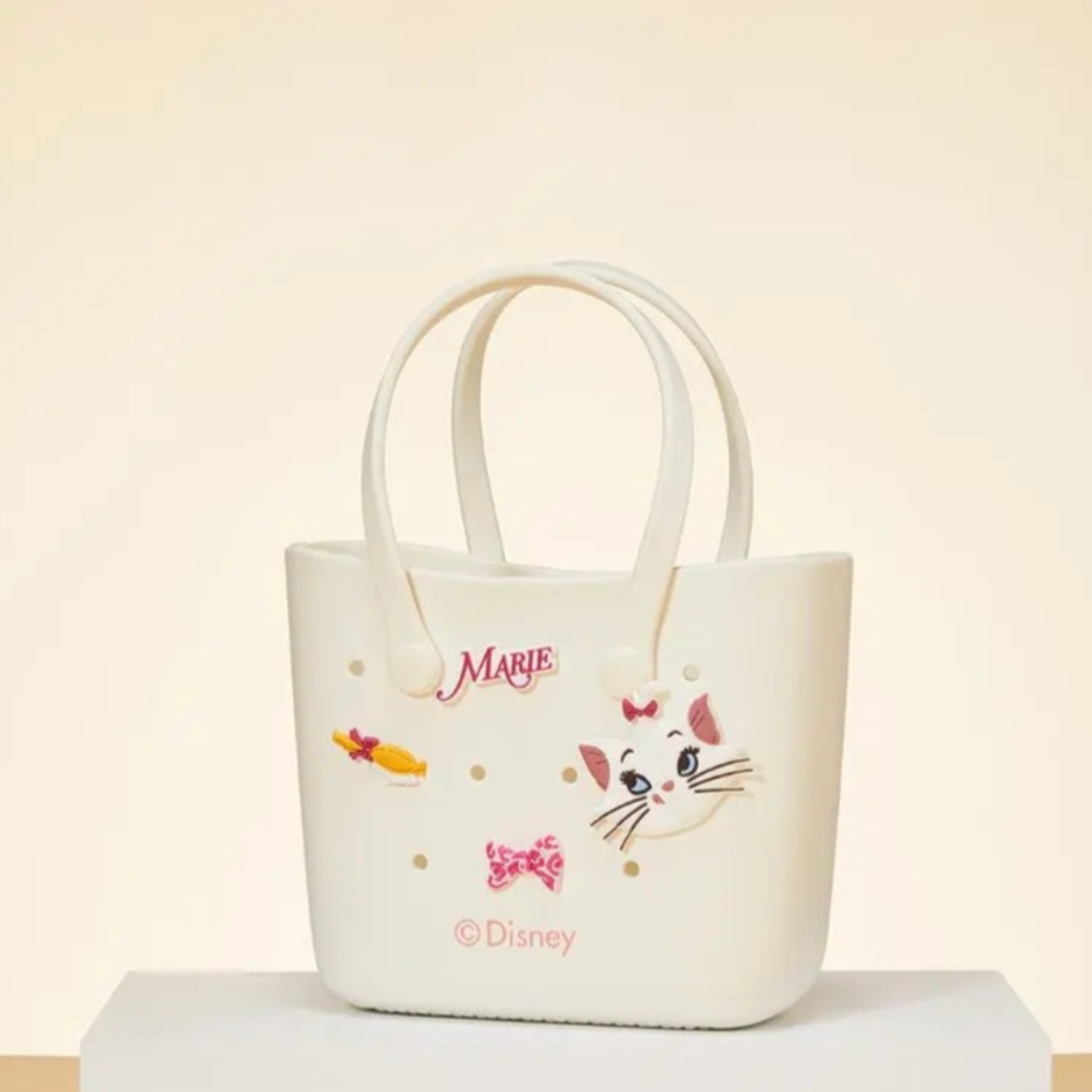 MINISO 2025 DISNEY MINI LUNCH BAG